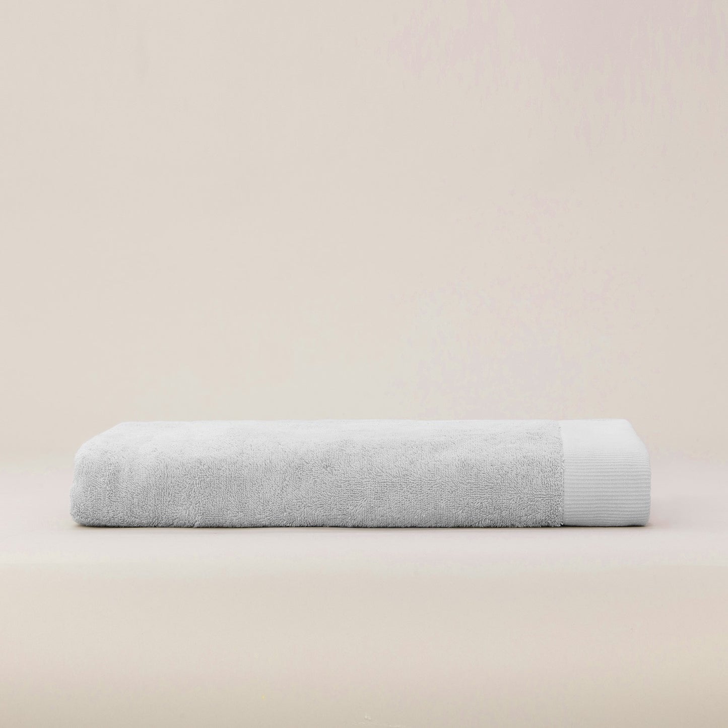 Weekend Badetuch hellgrau