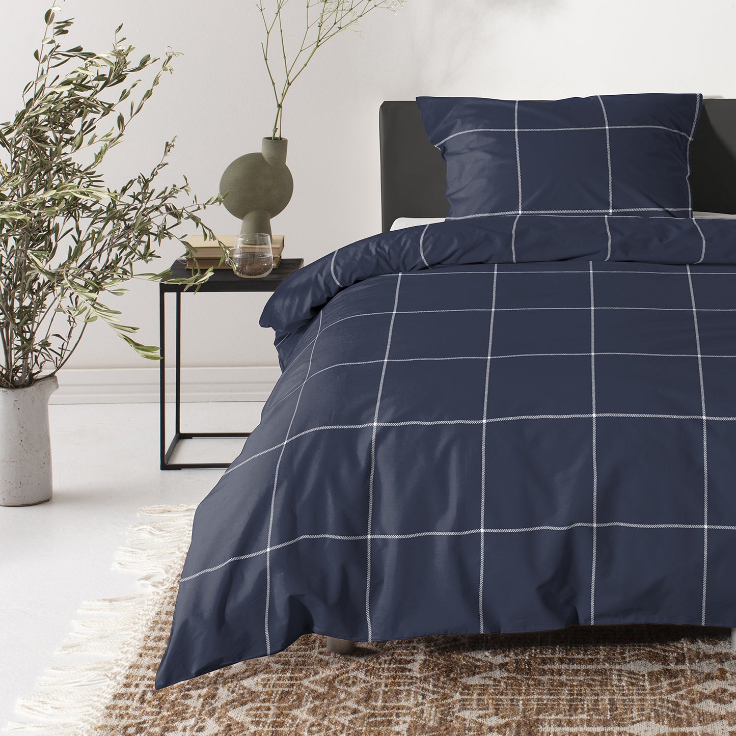 Robyn duvet cover satin dark blue