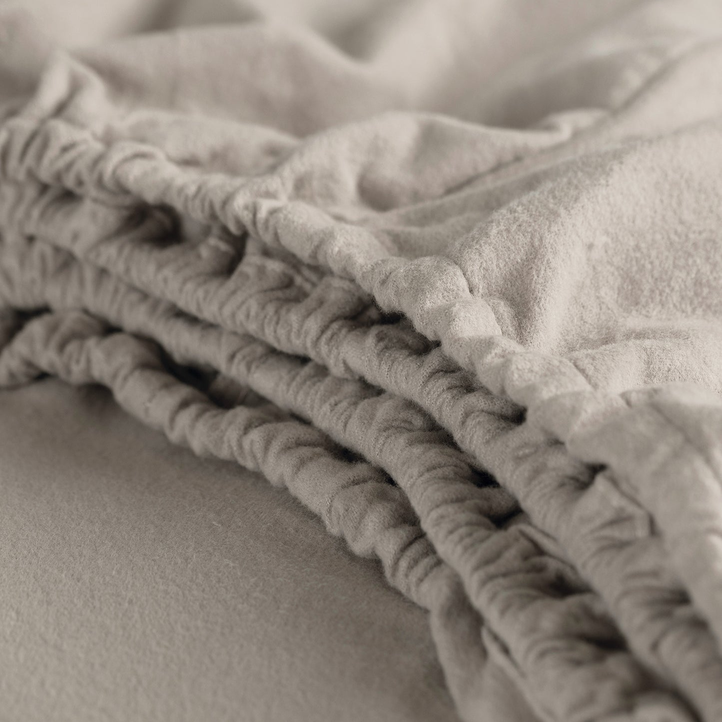 Topper fitted sheet flannel taupe