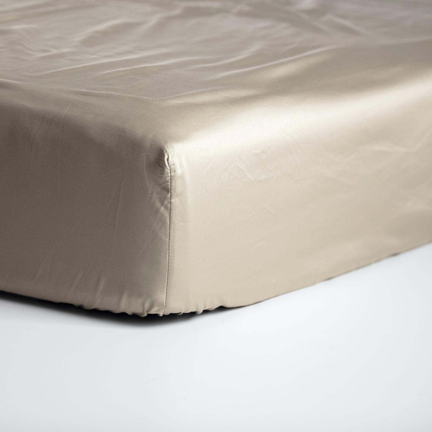 Sundays fitted sheet cotton sateen taupe